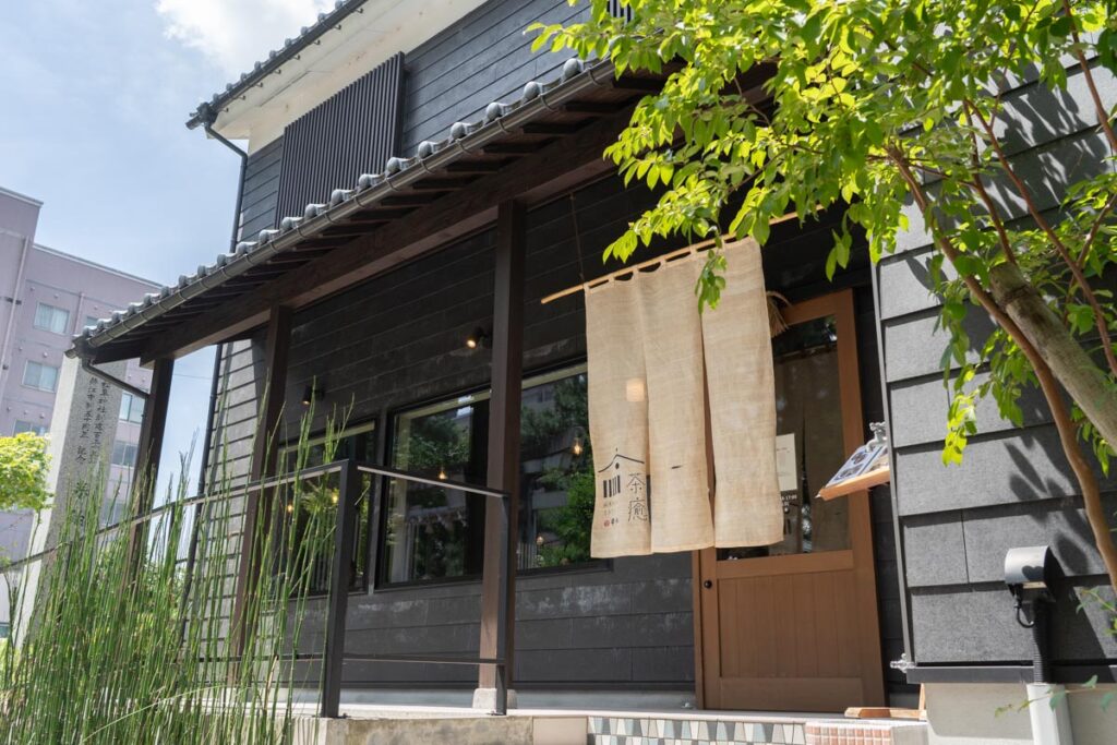 【茶癒Sayu】 2022年春にオープン！料亭がプロデュースするリッチなカフェ！