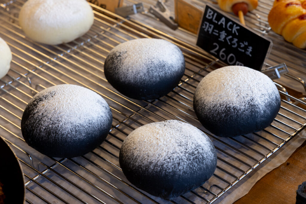 BAKERYS ＋（ベーカリーズプラス）のBLACK羽二重くろごま